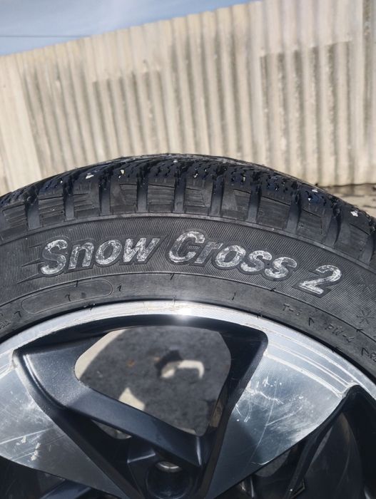 Продам б/у резину