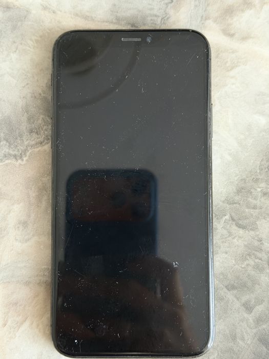 Продам Iphone XS