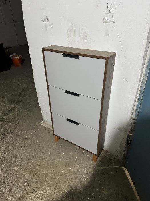 Обувница, которая занимает минимум места