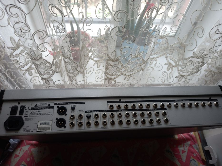 Микшерный пульт Alto