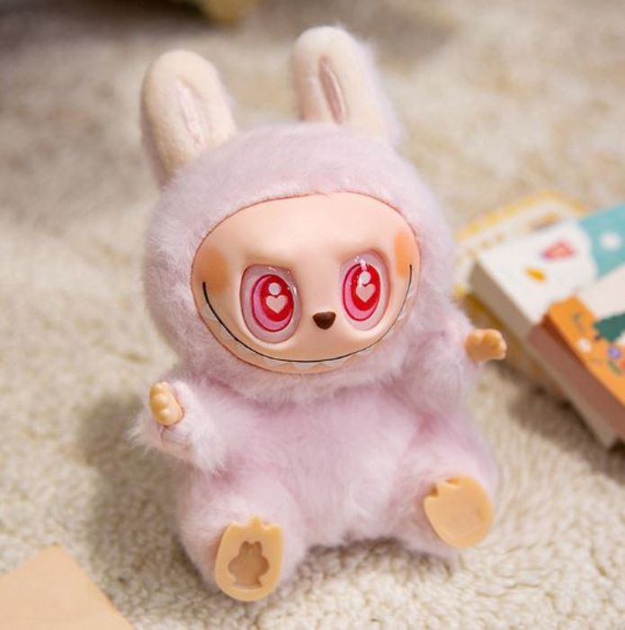 Ликвидация LaBubu, очарователен герой от вселената на Pop Mart. Продук
