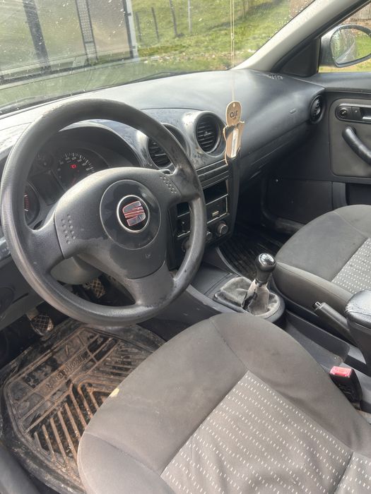Seat Cordoba       .