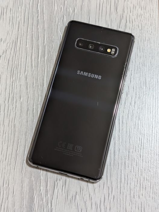 Samsung S10 Plus 128 gb Ram 8 Android 12
