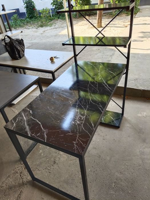 Компьютерные столы в стиле лофт.