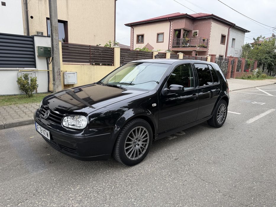 VW Golf 4 / 1.4 benzina 16v / Model Pacific / An 2004 Euro 4 !!