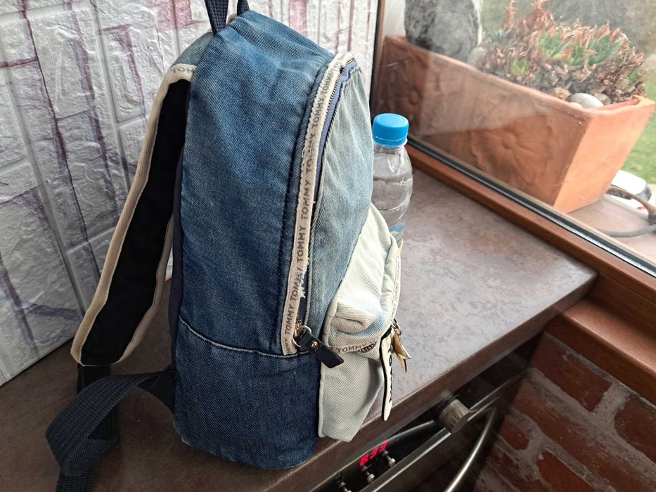 дамска раница.малка дънкова чанта,раничка,Tommy Hilfiger