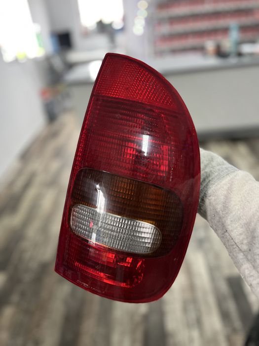 Lampa stop spate dreapta Opel Corsa