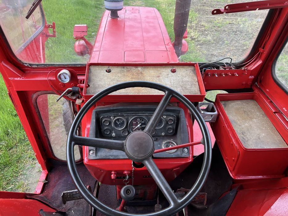 Tractor u650 / u651 cu plug