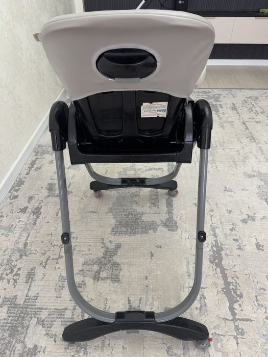 Продам стульчик для ребенка