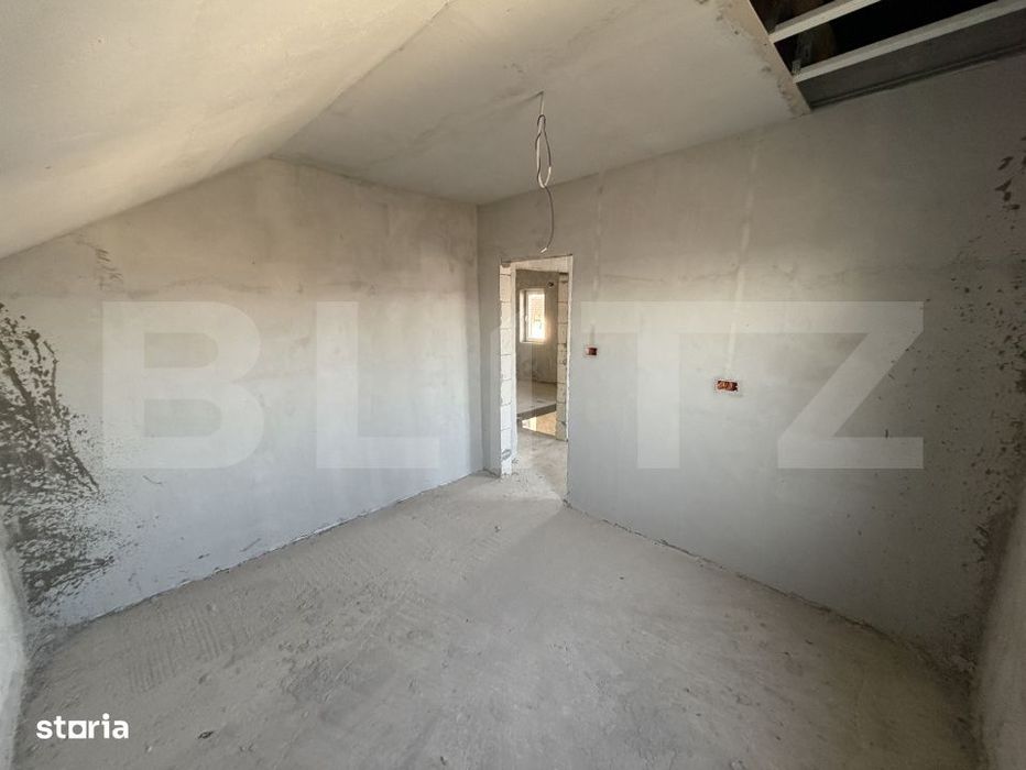 Casa P+1 semifinisata, 250 mp, garaj, teren generos, zona Partos