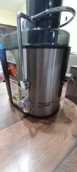 Сокоизтисквачка за фрешове