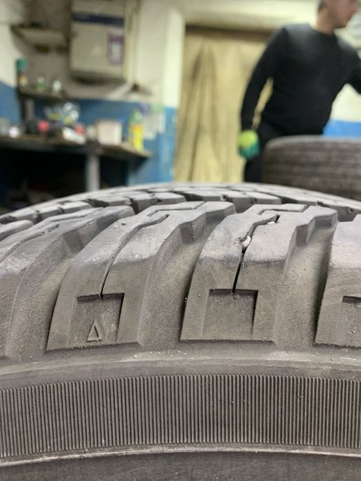 Продам шины 285/65/17