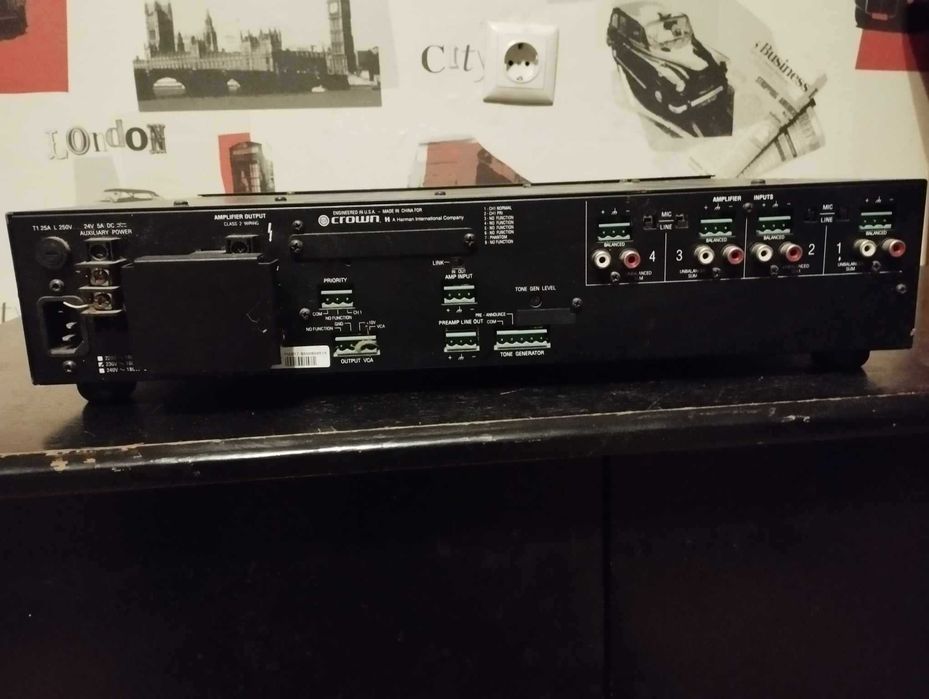 Усилвател CROWN.