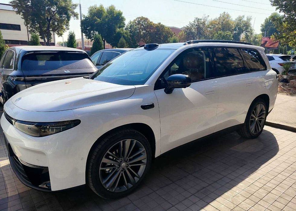 Leapmotor C16 EV xolodilnik massajli naxt va nasiya 2026