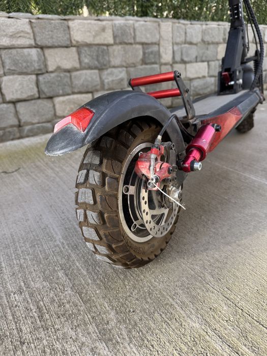 Електрическа тротинетка Kukirin M4 Pro – 500W, пробег 934 км