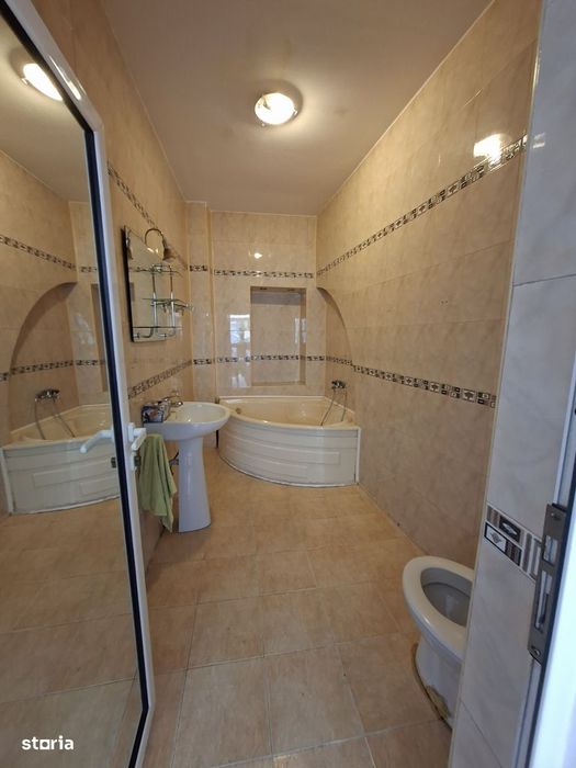 Piata Unirii, Calea Calarasilor, PROPRIETAR, vand casa P+M, 4 camere