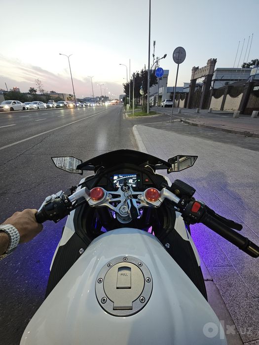 Мотоцикл 400 куб