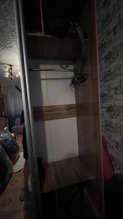 Шкаф купе с зеркалом