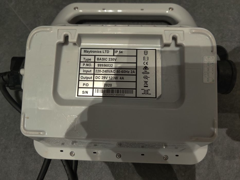 Aspirator piscina Dolphin E20