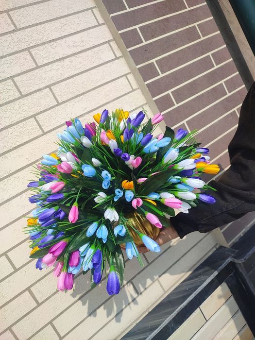 Dekerativniy gullarimiz sotiladi zakazgayam yasab beramiz