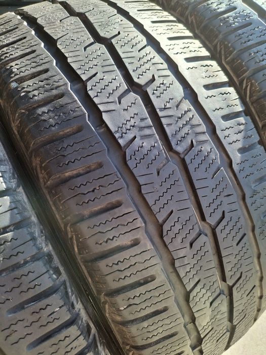 4 Anvelope de iarnă  225 55 r17C TOYO