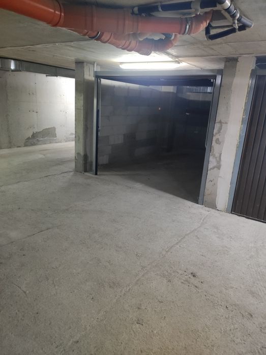 Дава се под наем Гараж / Паркомясто в Бургас, Меден рудник - зона В - 23 кв.м за 76.5 € - Снимка #2