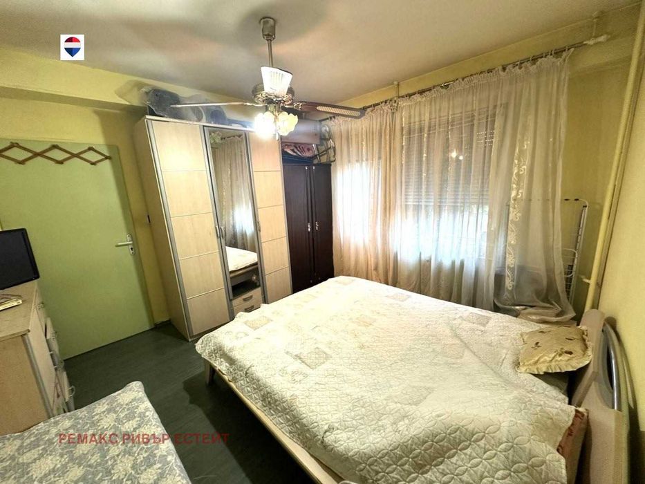 Продава се Двустаен апартамент в Русе, Родина 1 - 58 кв.м за 1550 €/кв.м - Снимка #9