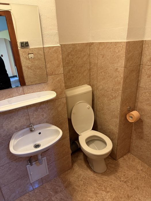 Vând apartament cu 3 camere