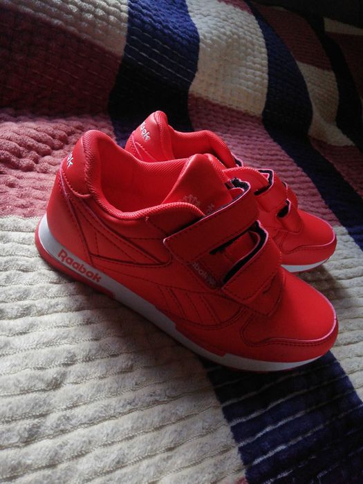 Обувь детская новая