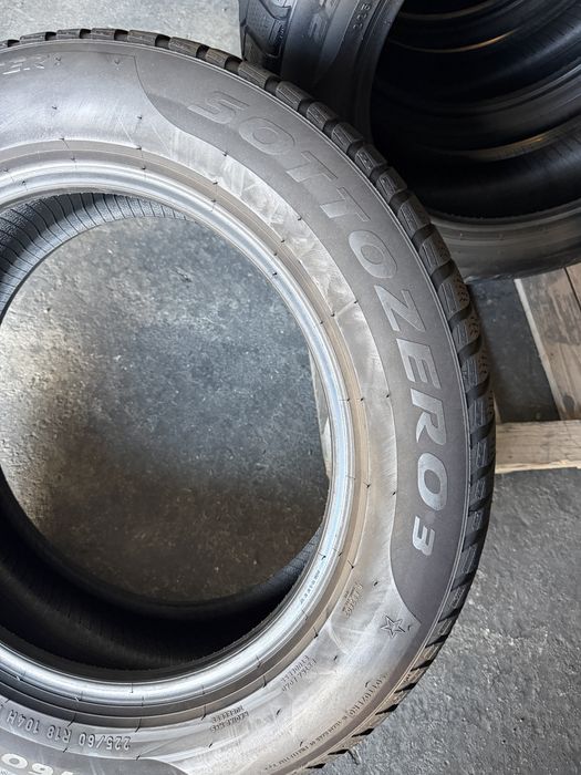 4 anvelope iarna 225/60/18 , Pirelli , DOT 2022 !