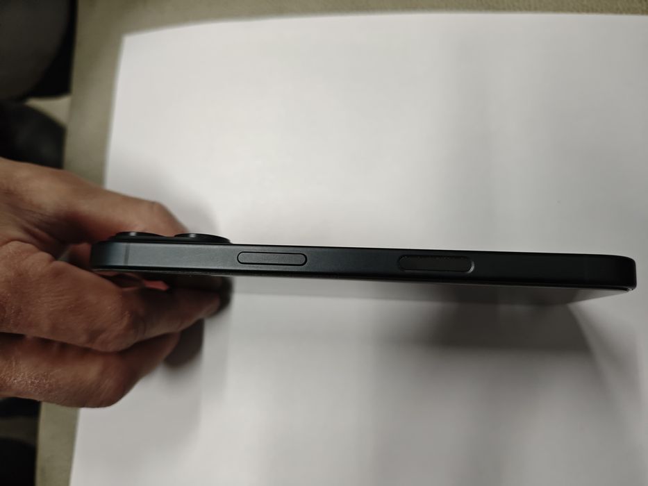 Айфон 16 128 продам