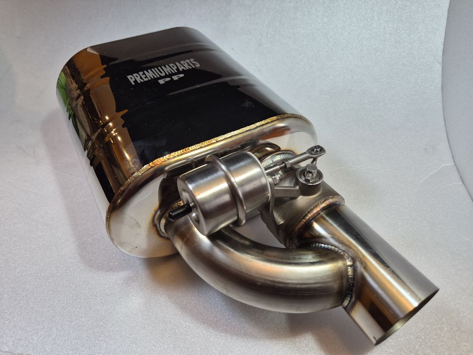 Спортно гърне с клапа