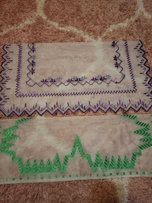 Карета с бродерия