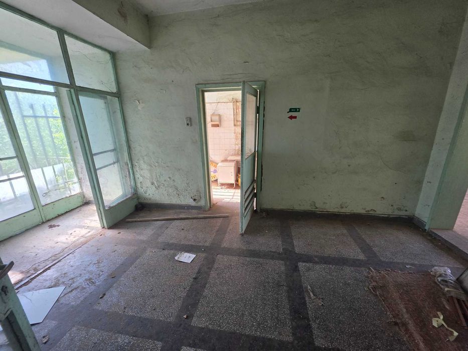 Промишлена сграда, 900кв.м, Промишлена зона