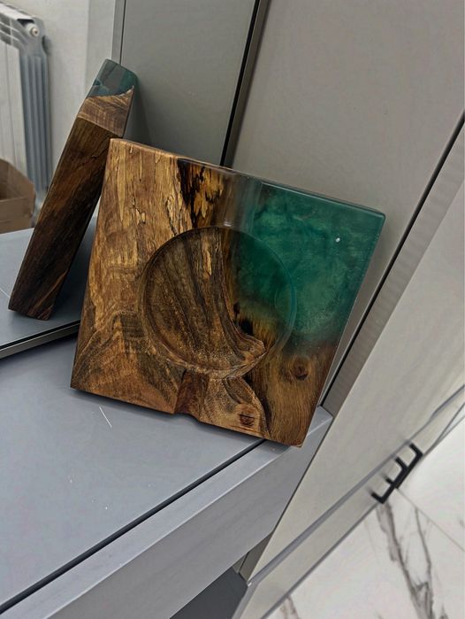 Пепелник за пури от масивно дърво и епоксидна смола