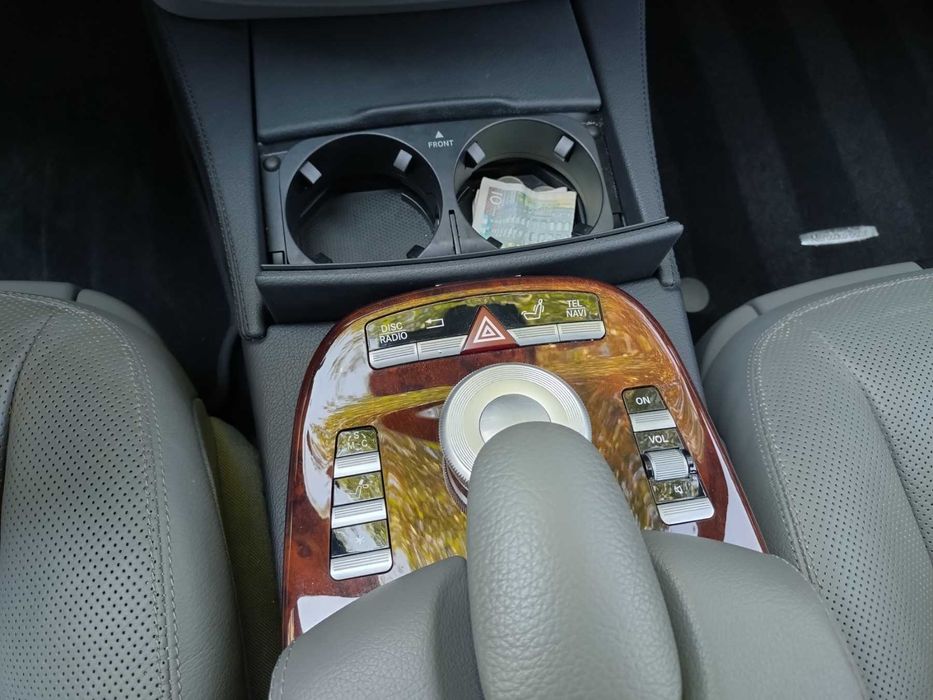 Mercedes -Benz  S500
