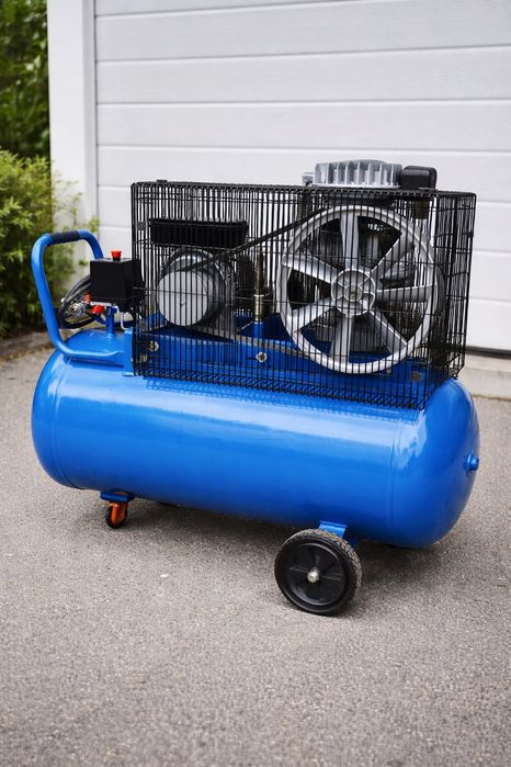 Compresor aer Mafcom 100 l monofazat 8 bar