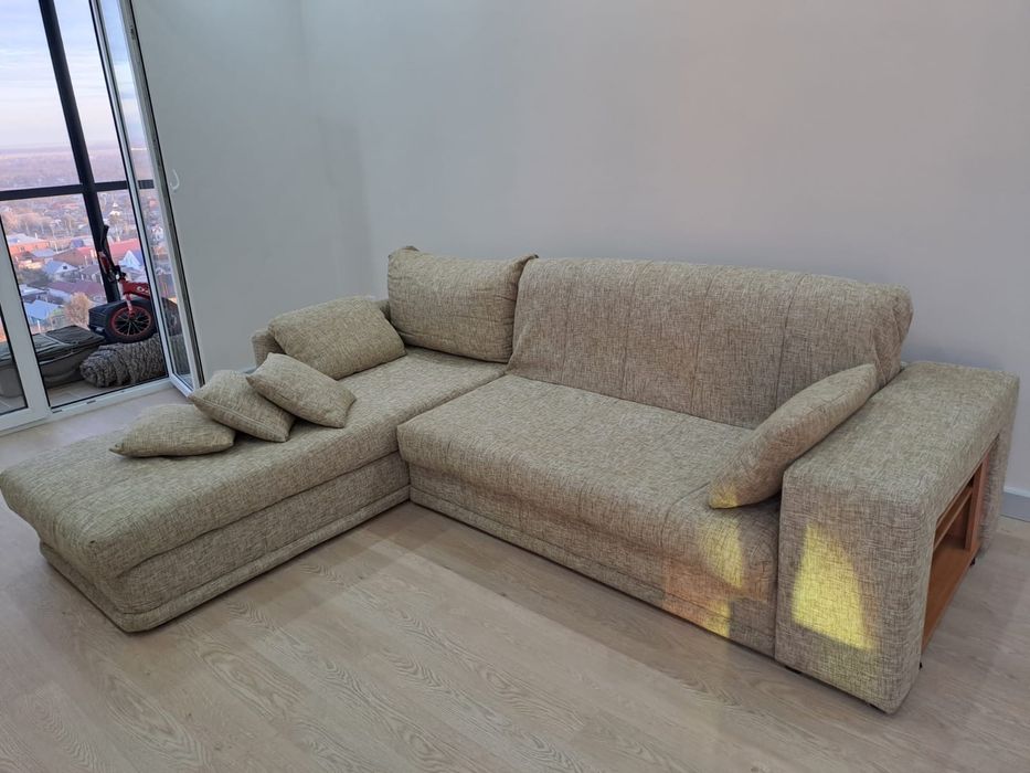 Продаётся  диван