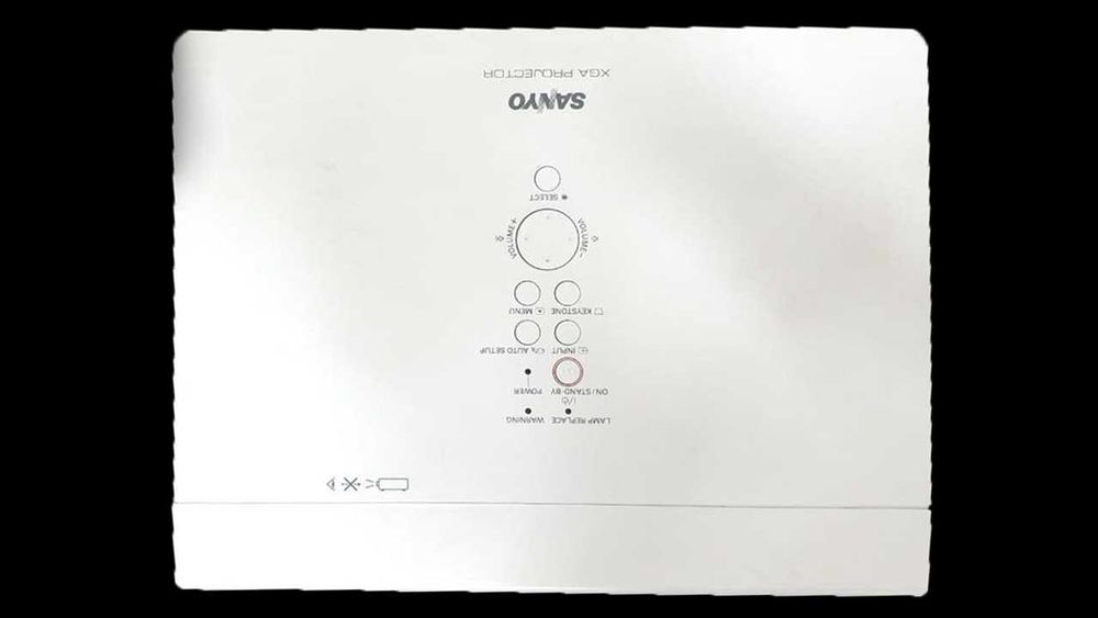 Проектор Sanyo PLC-XU106