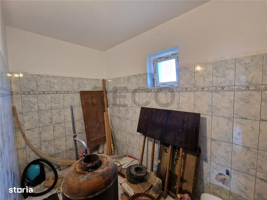 Teren mare cu 2 case in Sabolciu, com. Sacadat