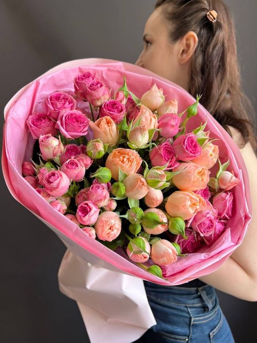 Цветы подарки розы