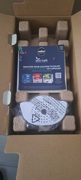 НОВ Кафеавтомат SMEG Lavazza