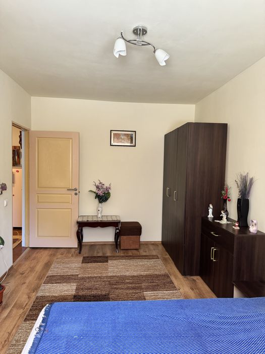 Apartament 55 mp cu loc de parcare de inchiriat Floresti str. Florilor