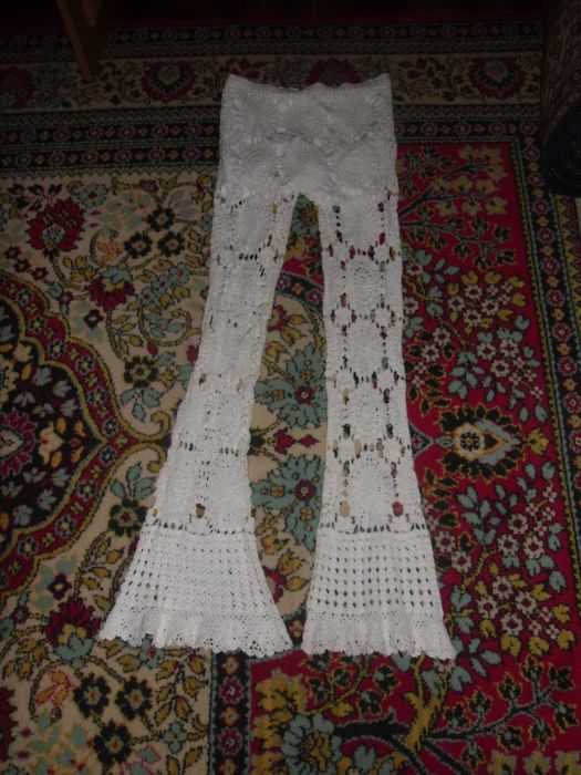 pantaloni dantela macrame ,albi