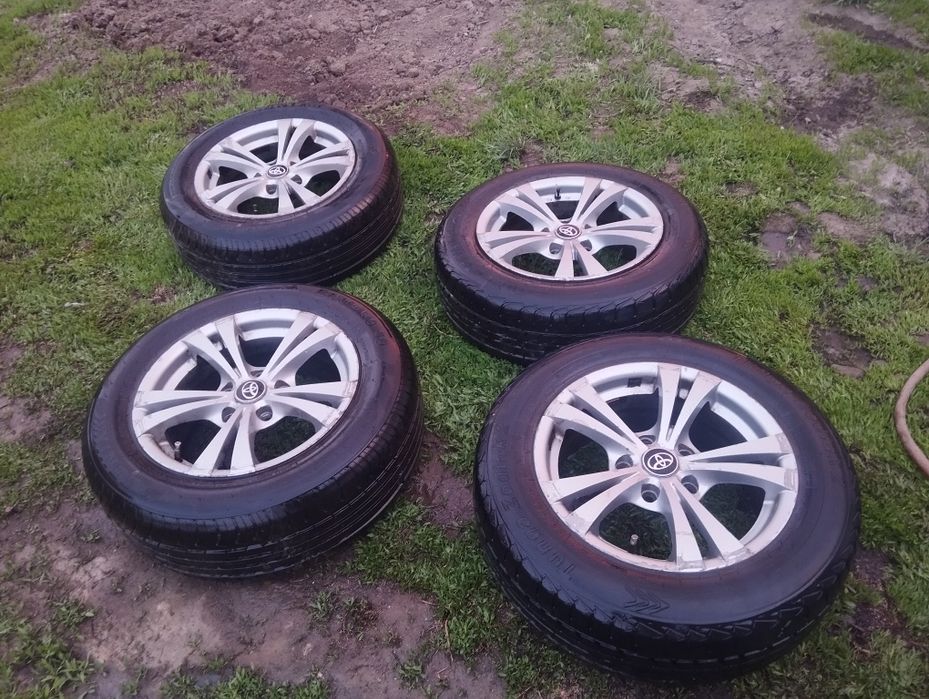 Продам тойота 10 титанки