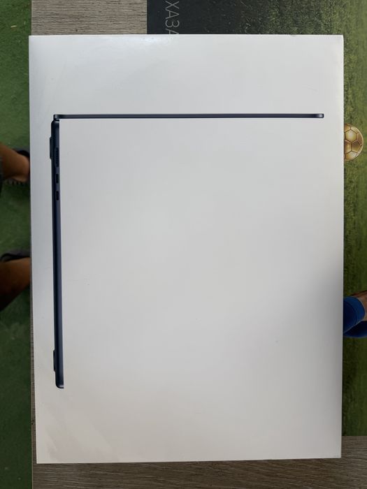 Macbook air 15 m4 512gb 24Ram