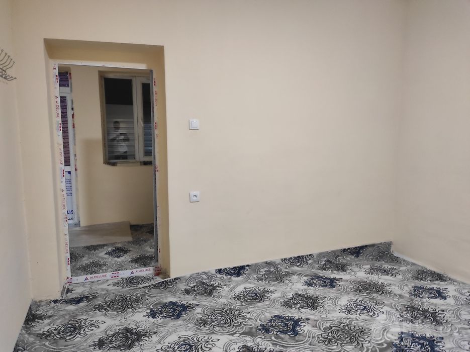 Зангиотада 2 хонали уй ижарага берилади. 250 у.е.