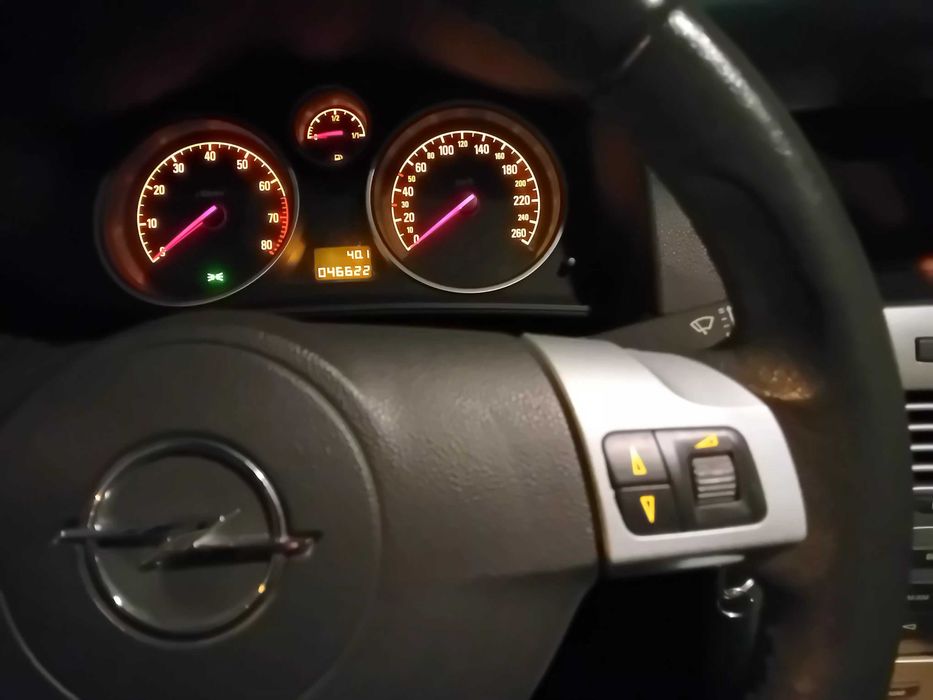 OPEL ASTRA H benzina 2009