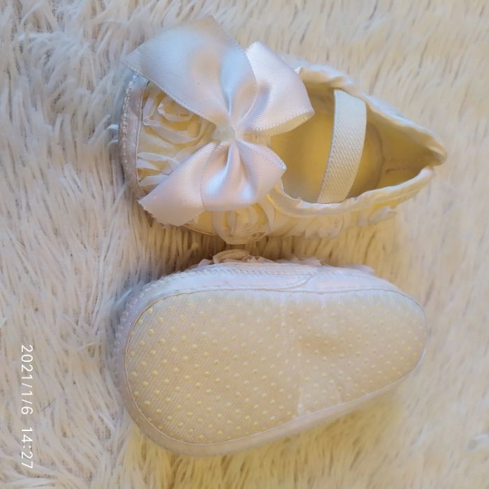 Пинетки молочного цвета о413