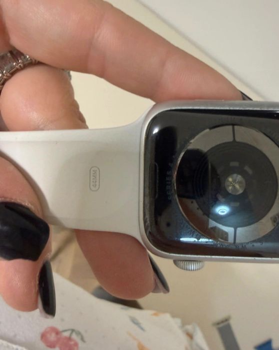 apple watch 44mm